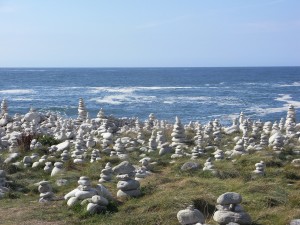 Cairns éphémères de l'Ile Grande