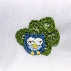 Hibou et feuillage