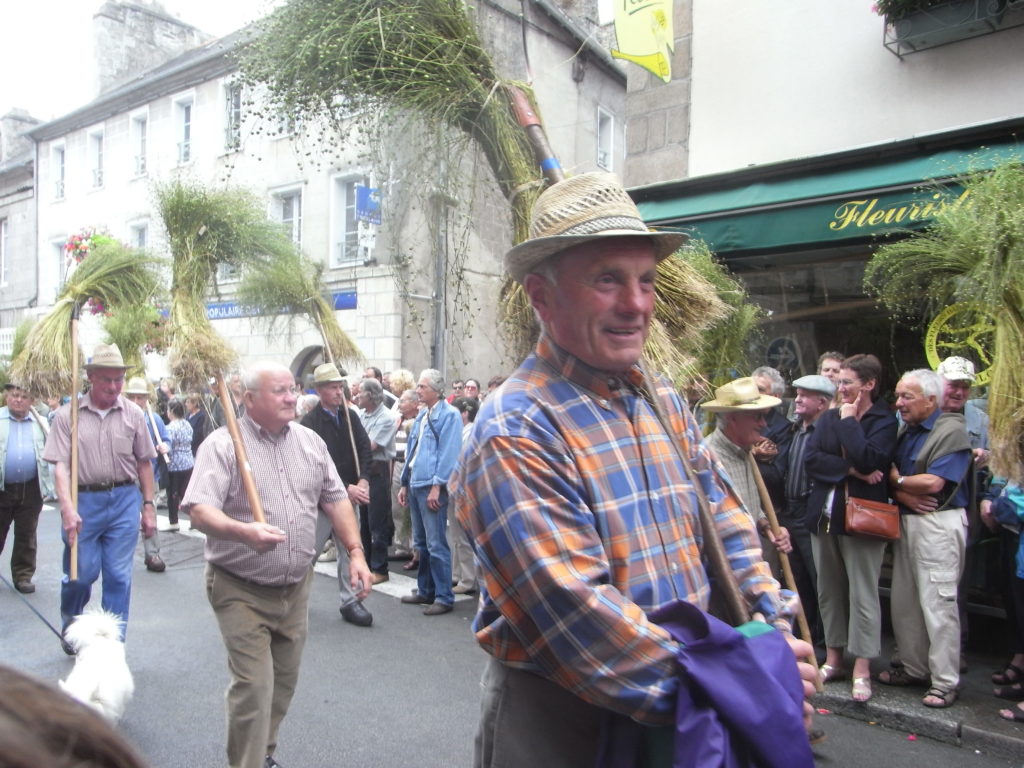 Fête des tisserands à Quintin