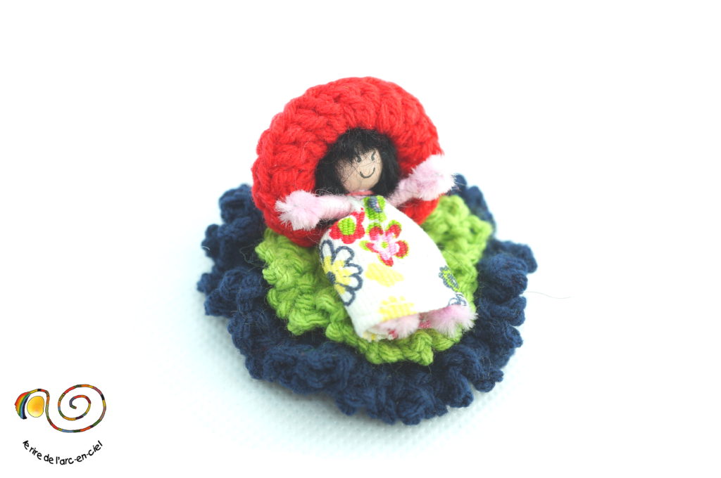 Broche figurine